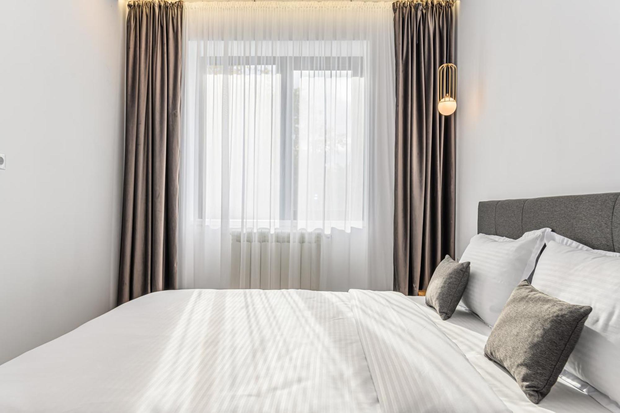 Koa - Davino Aparthotel Braşov Habitación foto